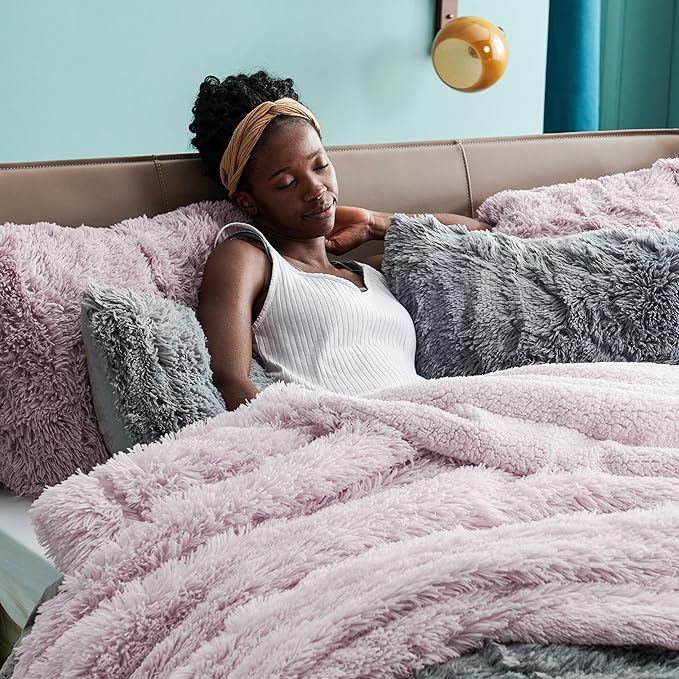 Bedsure GentleSoft Fluffy Lavender Purple Throw Blanket, Purple Decor Lilac Gifts for Teen Girls Women, Soft Cozy Fuzzy Plush Warm Thick Sherpa Fleece Faux Fur Blanket, Birthday Gifts for Her, 50x60