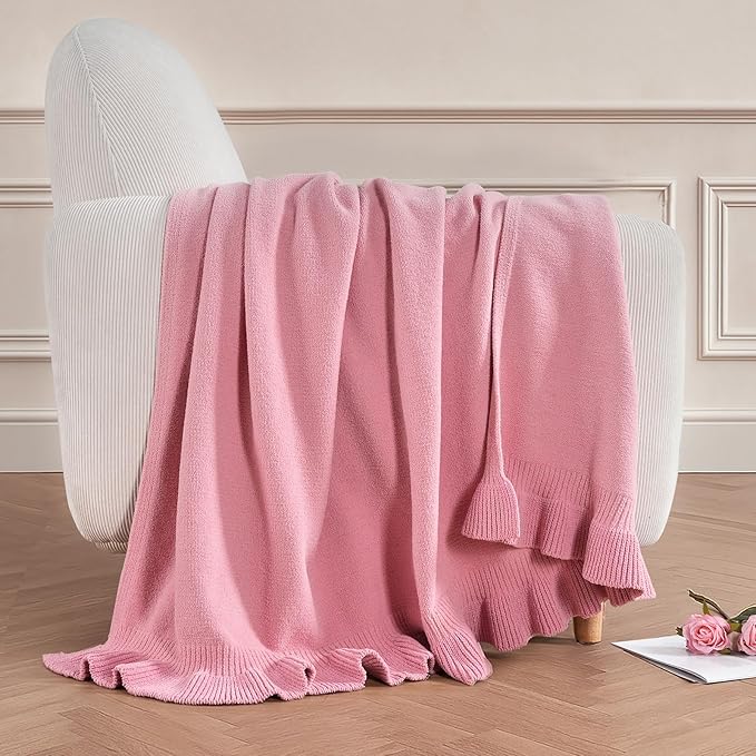 Amélie Home Ultra Soft Ruffle Knit Chenille Throw Blanket for Couch & Bed, Cozy Flowers Blankets for Home Decor, Gifts for Women Mom Sister on Mother's Day Valentine's Day Birthday, 50"x60", Pink