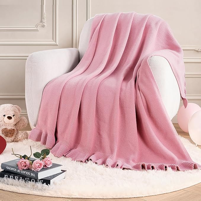 Amélie Home Ultra Soft Ruffle Knit Chenille Throw Blanket for Couch & Bed, Cozy Flowers Blankets for Home Decor, Gifts for Women Mom Sister on Mother's Day Valentine's Day Birthday, 50"x60", Pink